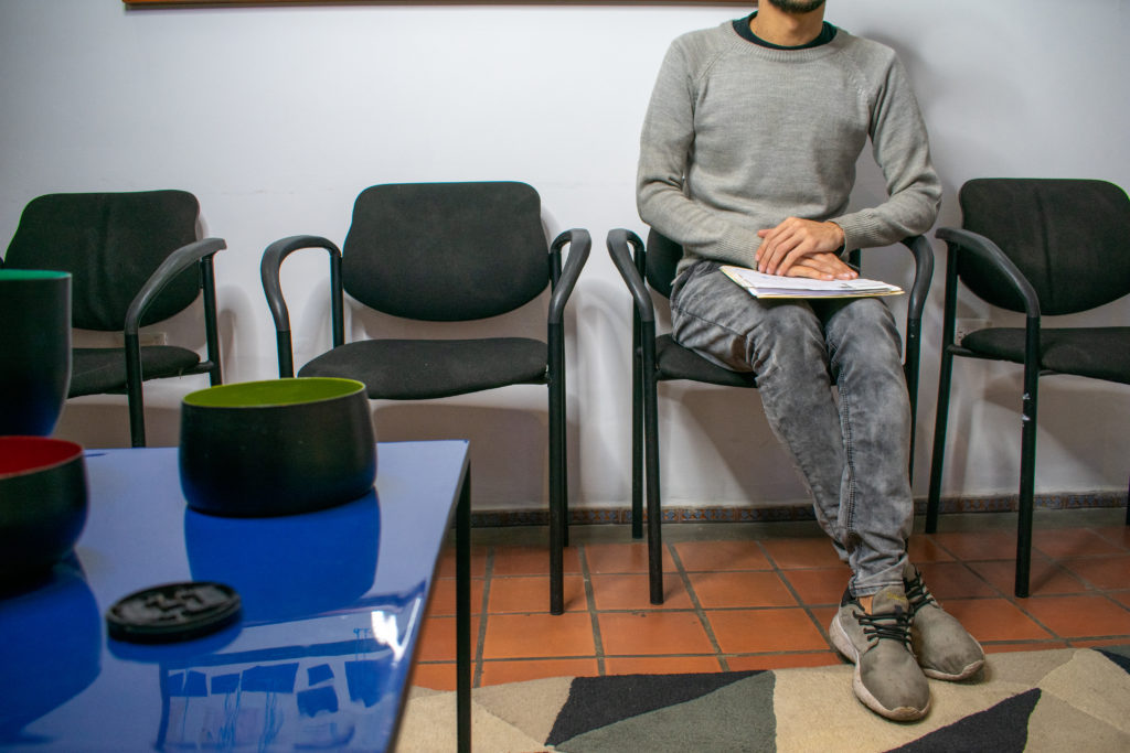 El estigma invisible: la discriminación laboral afecta la salud mental de las personas con VIH