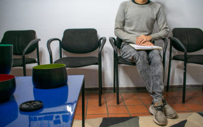 El estigma invisible: la discriminación laboral afecta la salud mental de las personas con VIH